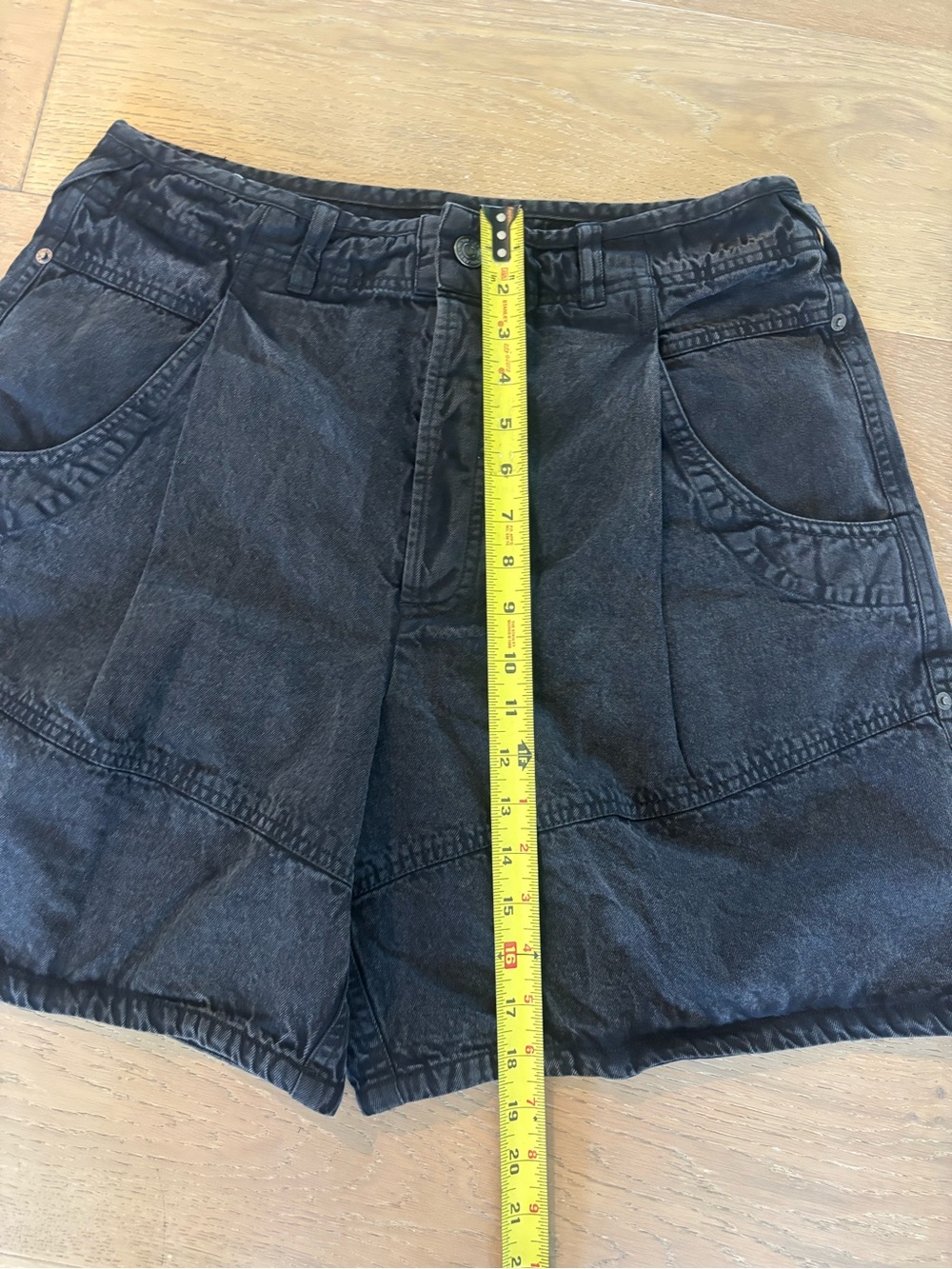 Free People Wild Rebel Barrel Shorts Black 14 NWT Wide Leg Denim Jean Short - Picture 11 of 11